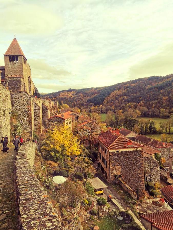 Auberge De Chanteuges Bagian luar foto